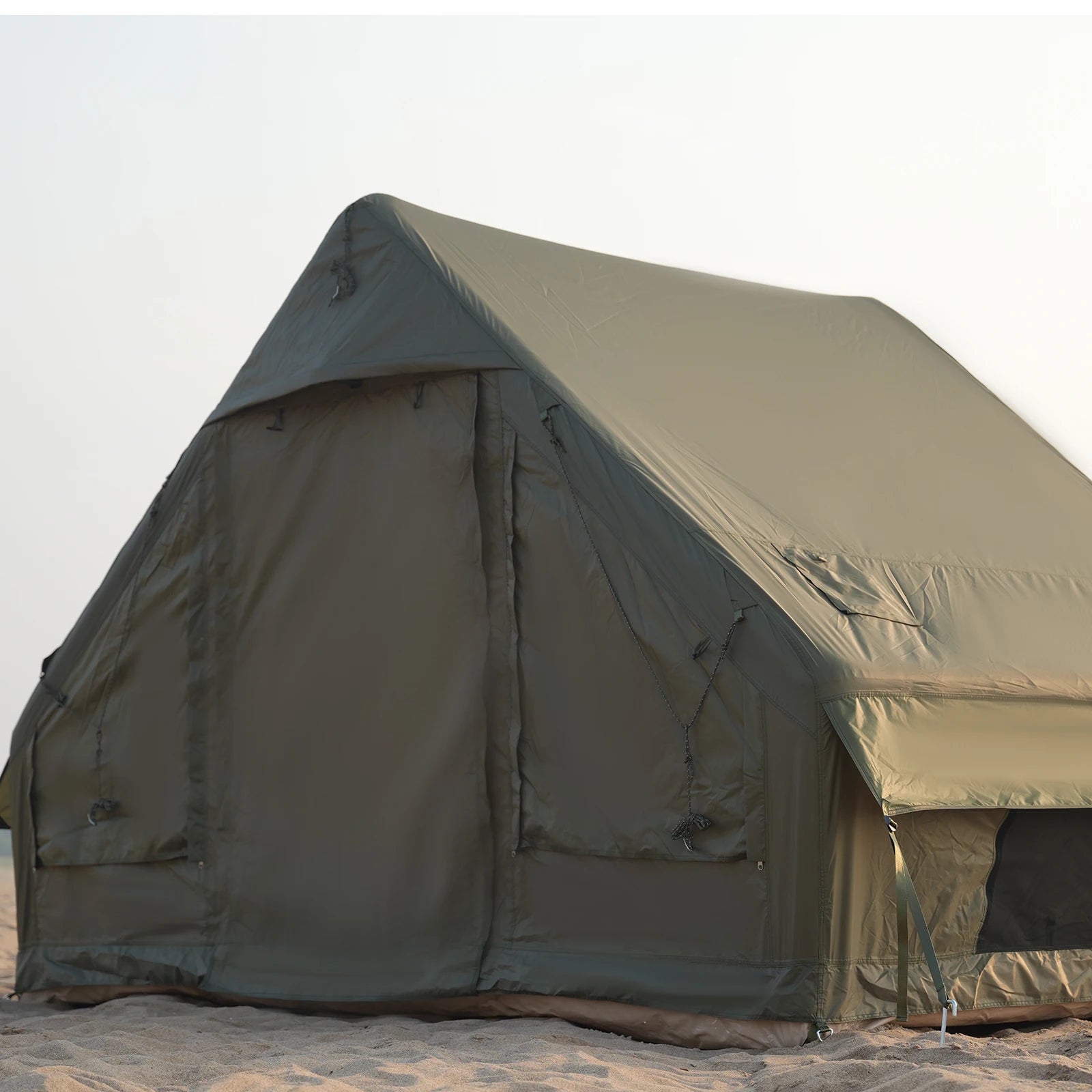Inflatable Luxury Camping Tents With Stove Plug,