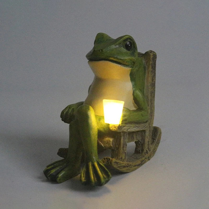 Decorative Frog Resin Solar Light  Perfect For Gardens, Courtyards,  Yard Decor